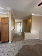 10524 Jeremy Pointe Ave in Las Vegas, NV - Building Photo - Building Photo