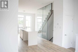 28 Perth Ave in Toronto, ON - Building Photo - Building Photo