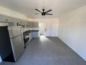 2930 N Winstel Blvd in Tucson, AZ - Building Photo - Building Photo