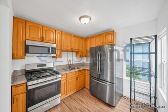 4057 S Hoover St in Los Angeles, CA - Building Photo - Building Photo