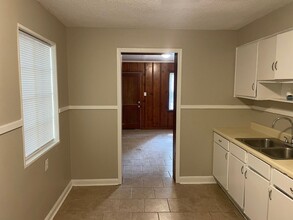2106 Charleston Rd in Memphis, TN - Building Photo - Building Photo