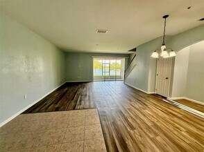 13832 Dove Wing Ct in Orlando, FL - Building Photo - Building Photo