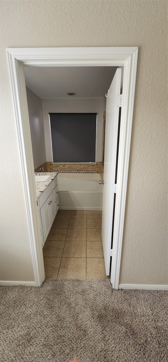 property at 8830 Summerset Meadow Ct