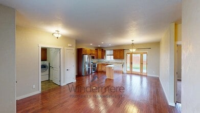 378 Vera Pl in College Place, WA - Building Photo - Building Photo