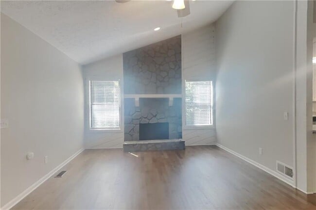 2742 Bentwood Dr in Marietta, GA - Building Photo - Building Photo