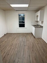 5217 Kenwood Rd-Unit -1 in Cincinnati, OH - Building Photo - Building Photo