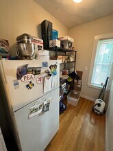 24 Ellington Rd, Unit 2 in Somerville, MA - Foto de edificio - Building Photo