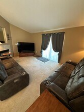 2721 Hidden Springs Loop SE in Olympia, WA - Building Photo - Building Photo