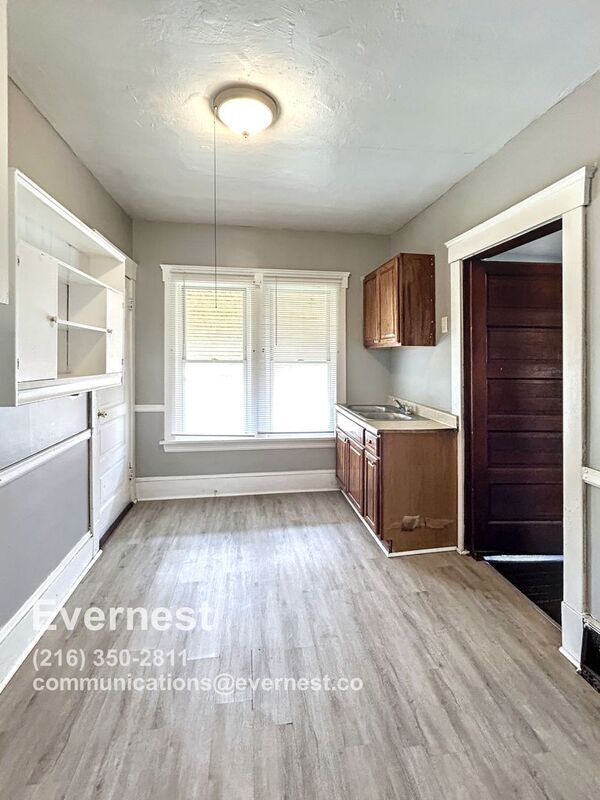 9425 Denison Ave in Cleveland, OH - Building Photo - Building Photo