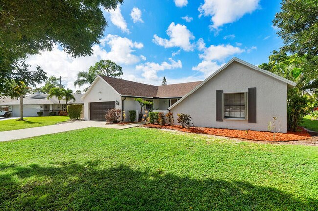 13485 Orchid Ct in Wellington, FL - Building Photo - Building Photo