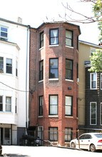 925 Saint Paul St in Baltimore, MD - Building Photo - Building Photo