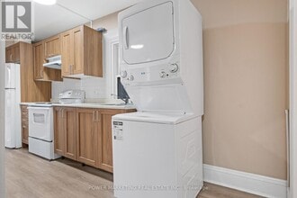 684 Bronson Ave in Ottawa, ON - Building Photo - Building Photo