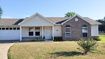 1805 Cherrybark Bend in Greenwood, AR - Building Photo