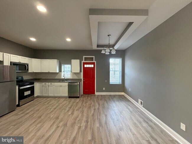 3427 Dupont Ave in Baltimore, MD - Building Photo - Building Photo