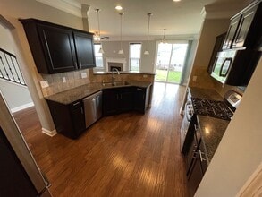 427 Rockcrest Way in Louisville, KY - Building Photo - Building Photo