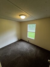1031 Aaron Ln in Jacksonville, NC - Building Photo - Building Photo