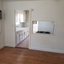 1370 Chrysolite Ave in Mentone, CA - Building Photo - Building Photo