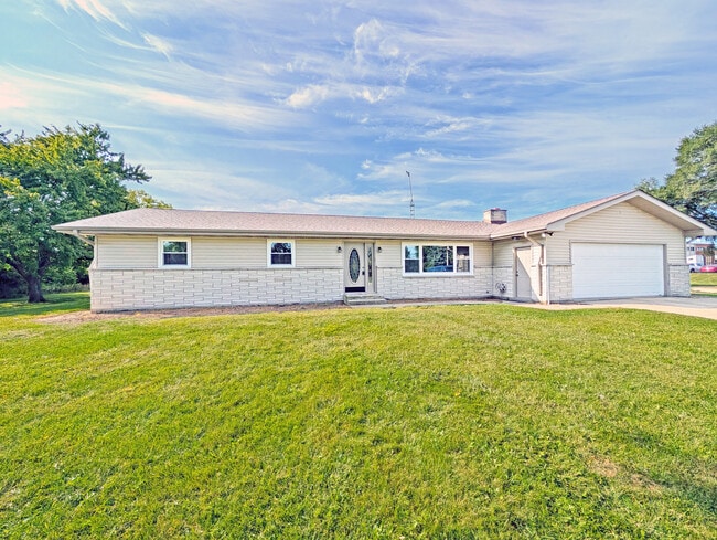 property at 23209 W Mound Rd