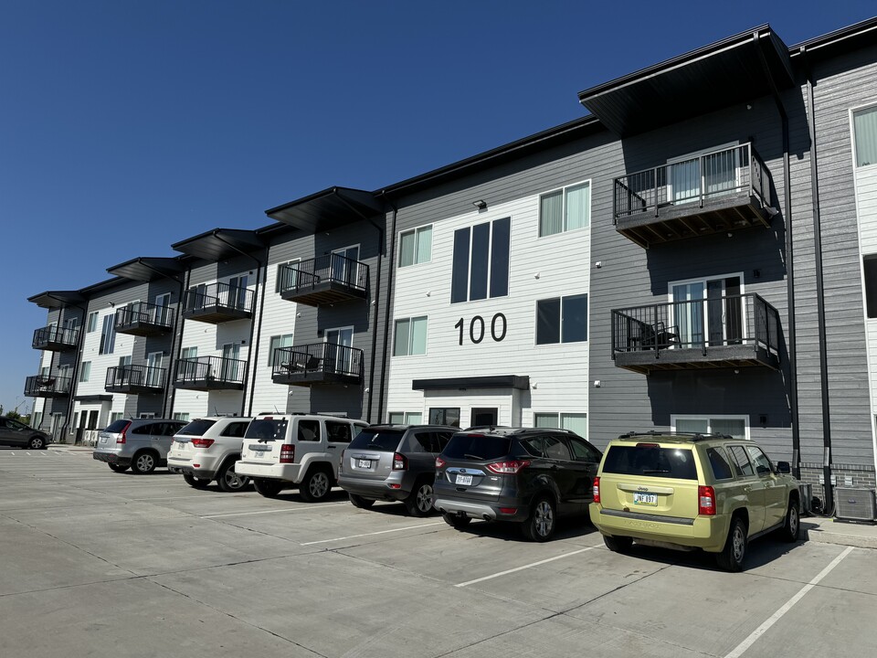 Logan Creek Apartments in Wakefield, NE - Building Photo