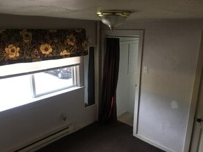 3137 W Pikes Peak Ave, Unit #3 in Colorado Springs, CO - Building Photo - Building Photo