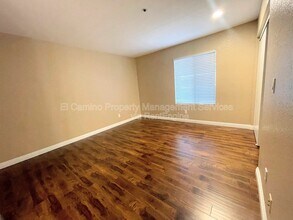 12121 Centralia St in Lakewood, CA - Building Photo - Building Photo