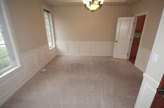 11543 NE Skyward Loop in Kingston, WA - Building Photo - Building Photo
