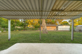 3626 Kirby Dr in San Antonio, TX - Building Photo - Building Photo