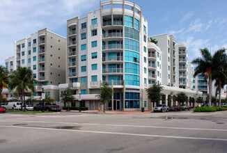 The Cosmopolitan in Miami Beach, FL - Building Photo - Building Photo