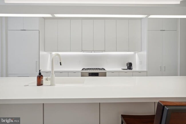 property at 1539 6th St NW