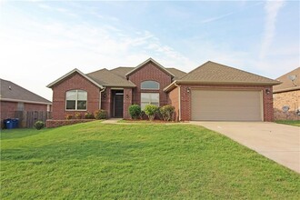 4302 SW Brownstone Ave in Bentonville, AR - Building Photo - Building Photo