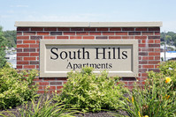 South Hills in Bellevue, NE - Foto de edificio - Building Photo