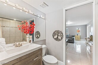 1724 Bald Eagle Dr in Naples, FL - Building Photo - Building Photo