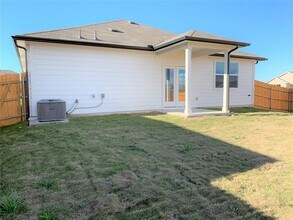 141 Frostweed Dr in Niederwald, TX - Building Photo - Building Photo