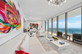 5875 Collins Ave, Unit 1202 in Miami, FL - Building Photo - Building Photo