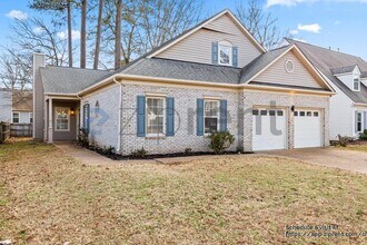 952 Heathland Dr in Newport News, VA - Building Photo - Building Photo