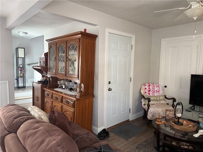 property at 251 High St