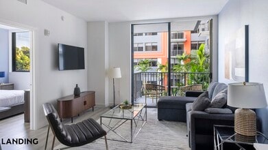 3830 NW 11th St, Unit 1-209 in Miami, FL - Building Photo - Building Photo