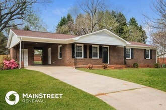 1135 Carolina Cir in Statesville, NC - Building Photo - Building Photo