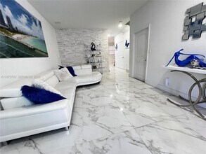 748 NE 34th Ave in Homestead, FL - Building Photo - Building Photo