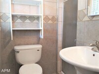1706 Buena Vista Cir SE photo'