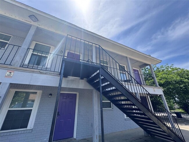 property at 901 Parmer Ave