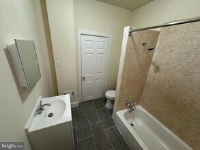 1238 W Lehigh Ave-Unit -2R in Philadelphia, PA - Building Photo - Building Photo