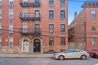 79 Lubec St, Unit #1A in Boston, MA - Building Photo - Building Photo