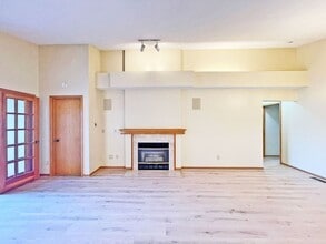 4127 Beaver Dam Rd in Eagan, MN - Building Photo - Building Photo