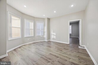 419 S 4th St in Darby, PA - Building Photo - Building Photo