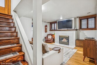 659 W Buckingham Pl in Chicago, IL - Building Photo - Building Photo