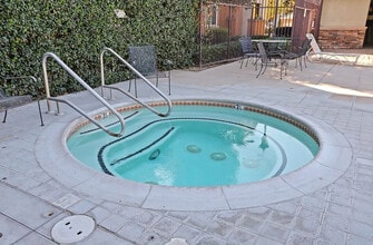 1360 Shady Ln in Turlock, CA - Building Photo - Building Photo