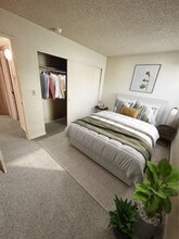 7441 Auburn Oaks Ct in Citrus Heights, CA - Building Photo - Building Photo