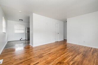 825 Norwood Dr in Charlotte, NC - Building Photo - Building Photo