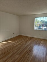 6296 NW 186th St in Hialeah, FL - Building Photo - Building Photo